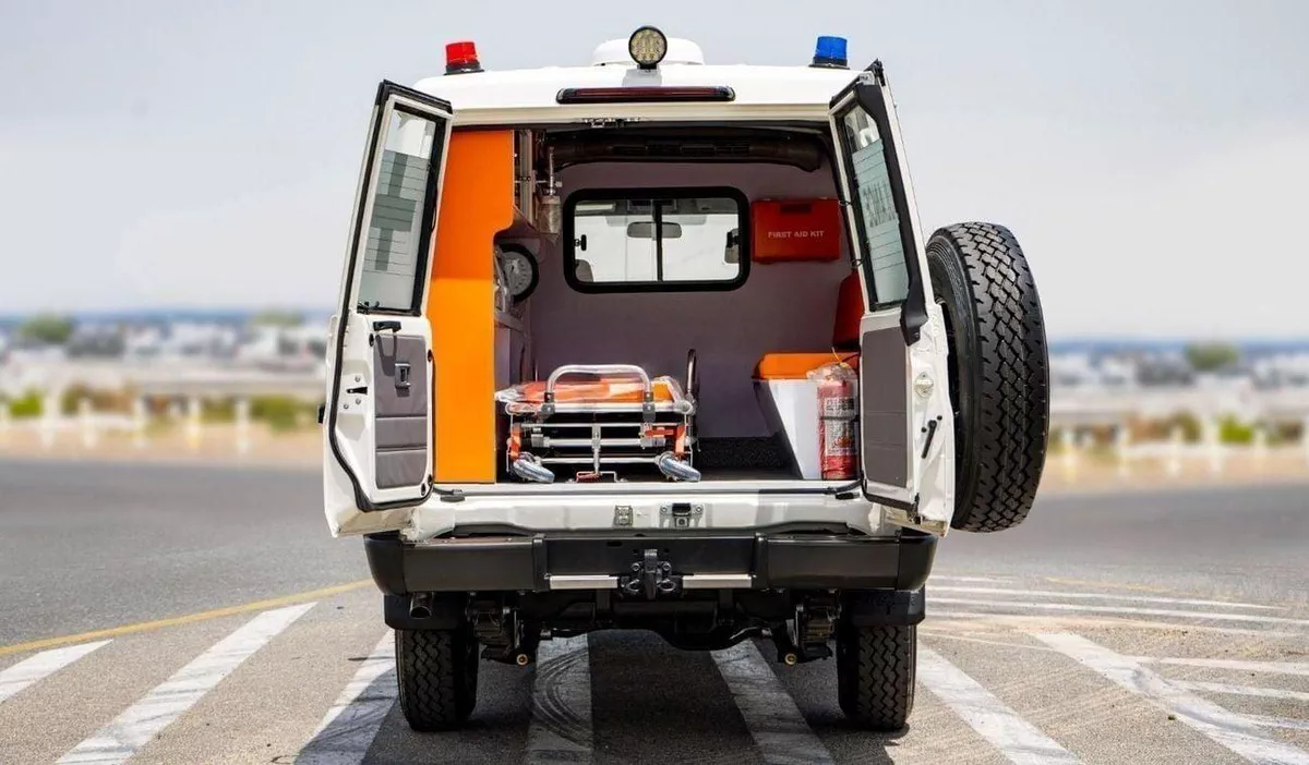 Toyota Land Cruiser 70 LC 78 HARDTOP 2.8L MT TOYOTA LAND CRUISER LC78 4.2L AMBULANCE-8-0