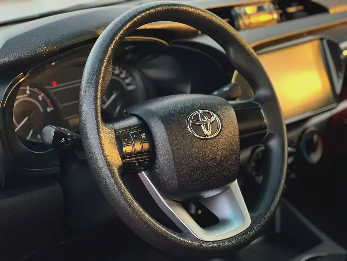2024 I Toyota Hilux I 4X4 I Diesel I Manual I Ref#865-17-17