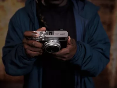 Fujifilm x100vi silver camera-1