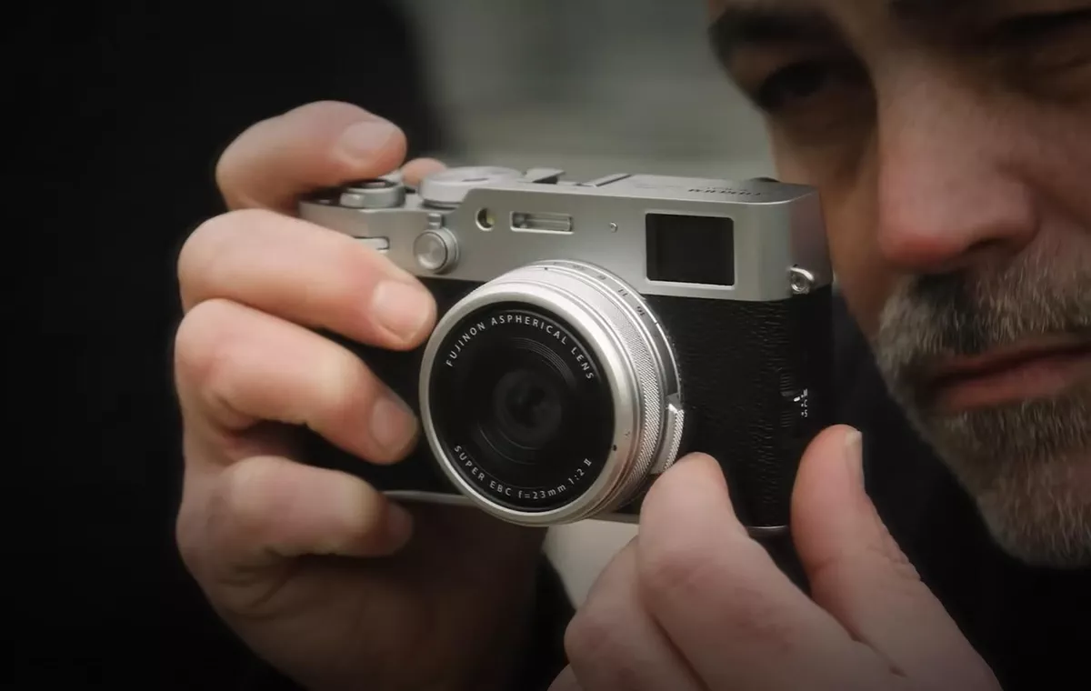 Fujifilm x100vi silver camera-5-5