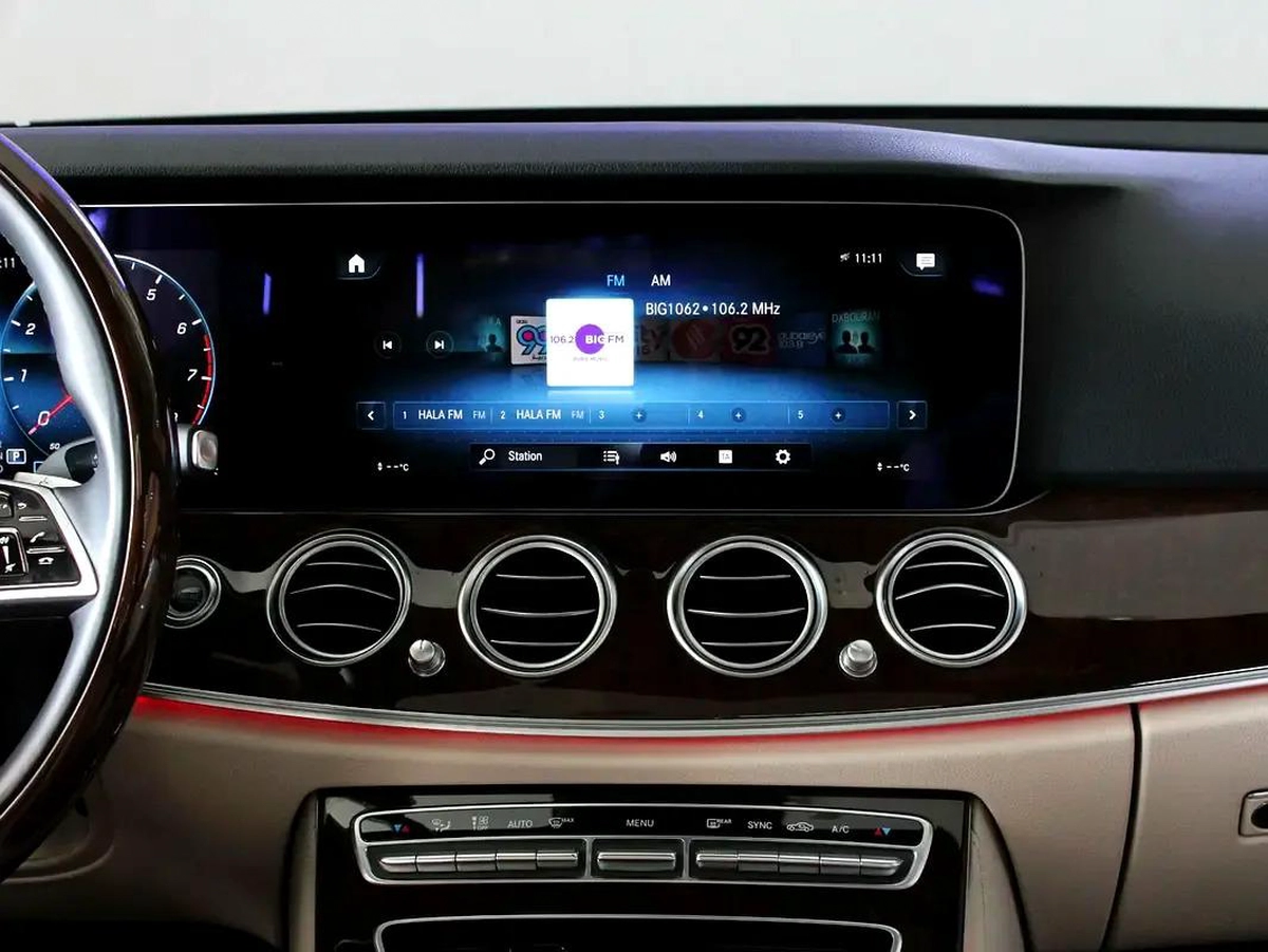 Mercedes-Benz E-Class 300 2023 for 199,000.00 AED-17-17