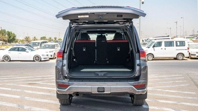 Toyota Land Cruiser Toyota LC300 3.3L VXR diesel 2025 V6-16