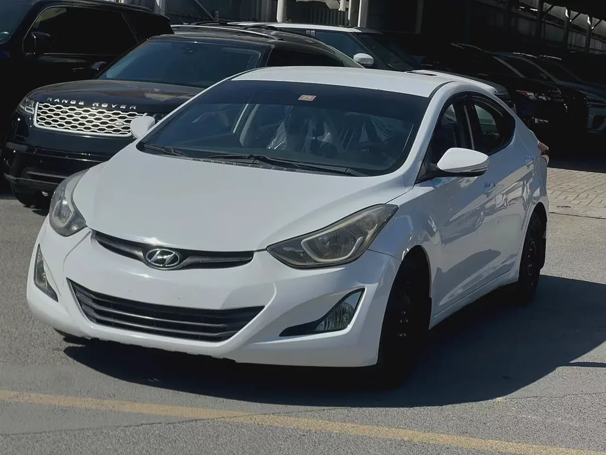 Hyundai Elantra GL 2014 - GCC Specs - Reliable and Efficient-1-1