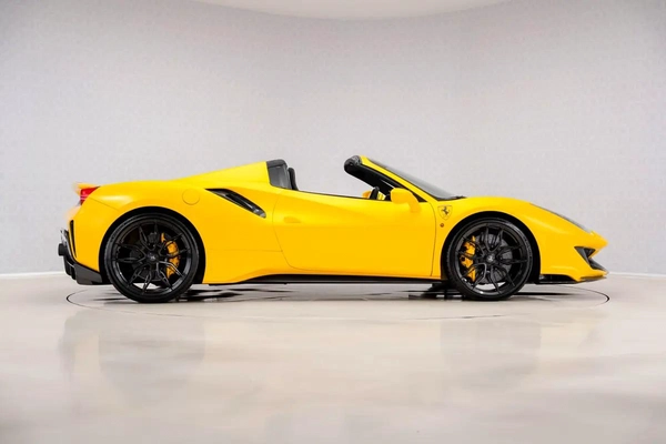 Ferrari 488 Pista Spider Other