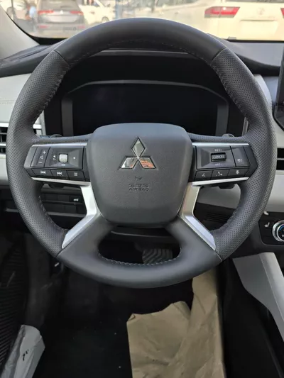 MITSUBISHI OUTLANDER H LINE-11