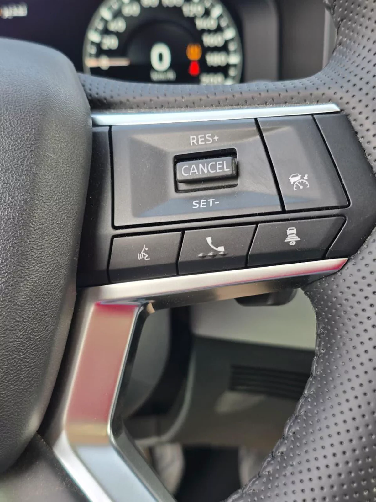 MITSUBISHI OUTLANDER H LINE-14-14
