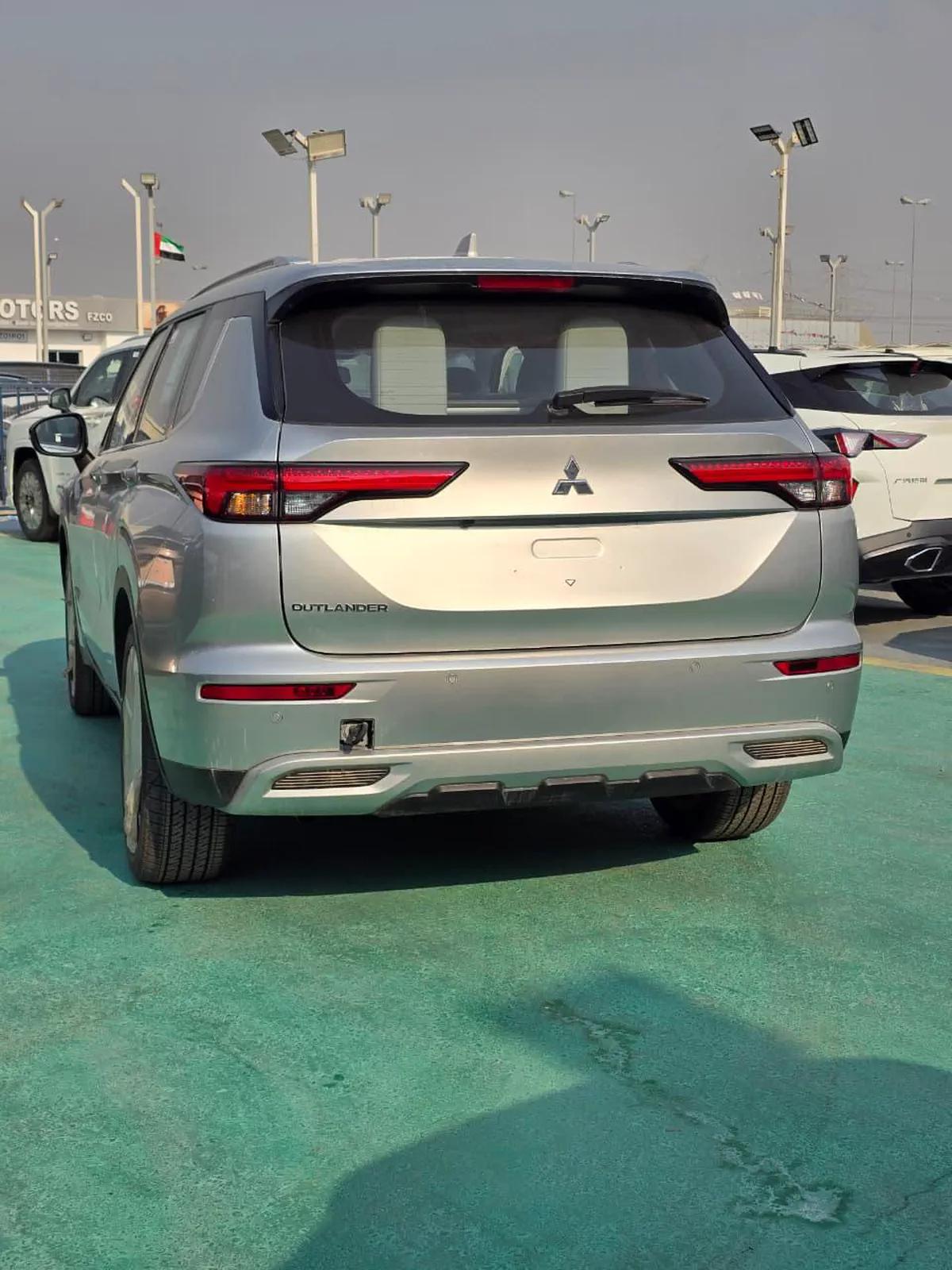 MITSUBISHI OUTLANDER H LINE-9-9