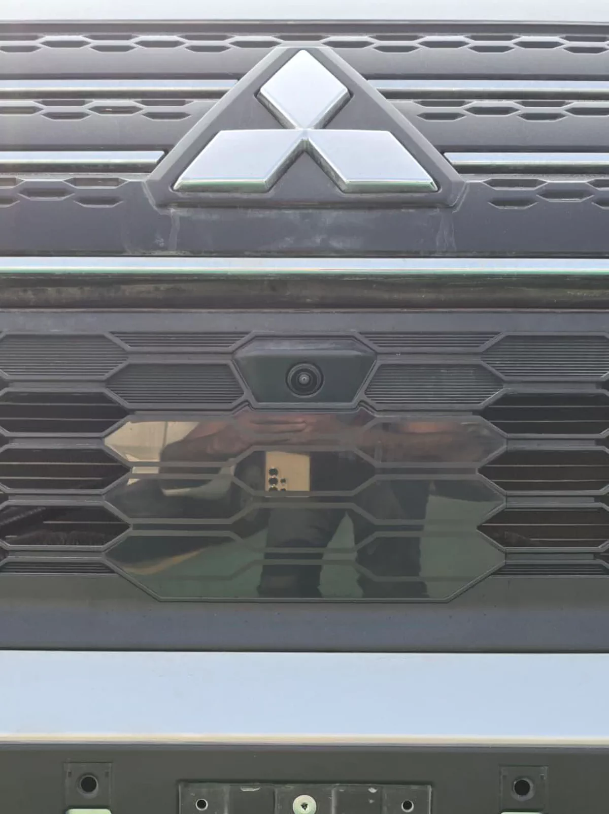 MITSUBISHI OUTLANDER H LINE-10-10