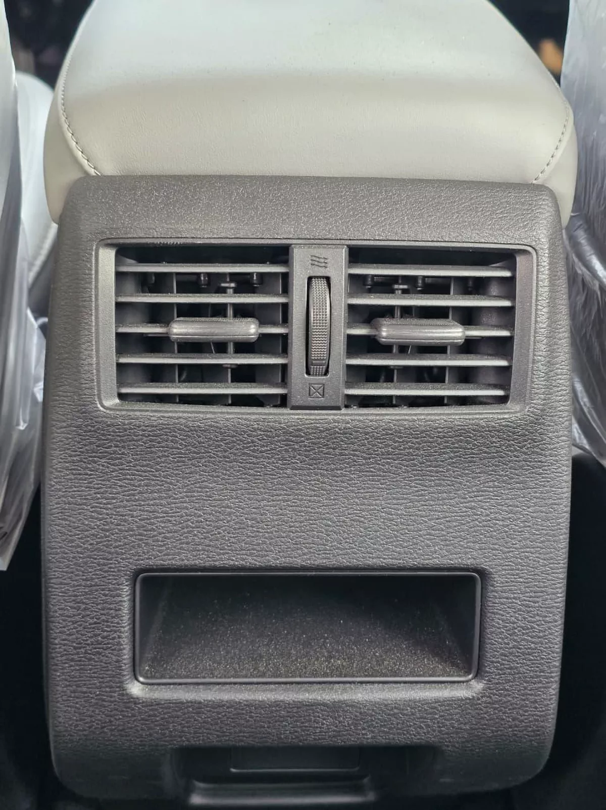MITSUBISHI OUTLANDER H LINE-6-6