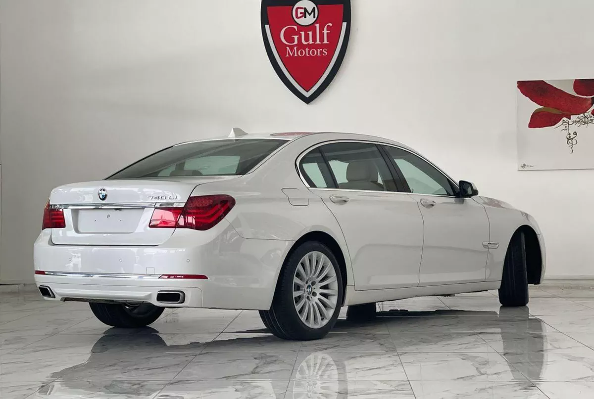 BMW 740Li EXECUTIVE V6  GCC SPECS - EXCELLENT CONDITION-3-0