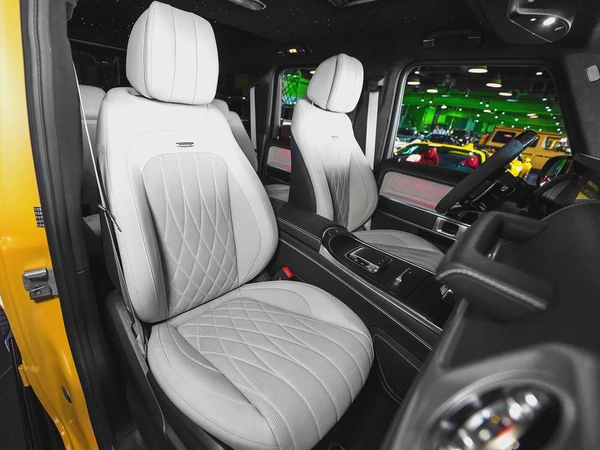 G63 2025 - FACTORY WARRANTY - G MANUFAKTUR OFFICIAL-DOUBLE NIGHT PACKAGE-DIAMOND SEATS-OFFICIAL RIMS