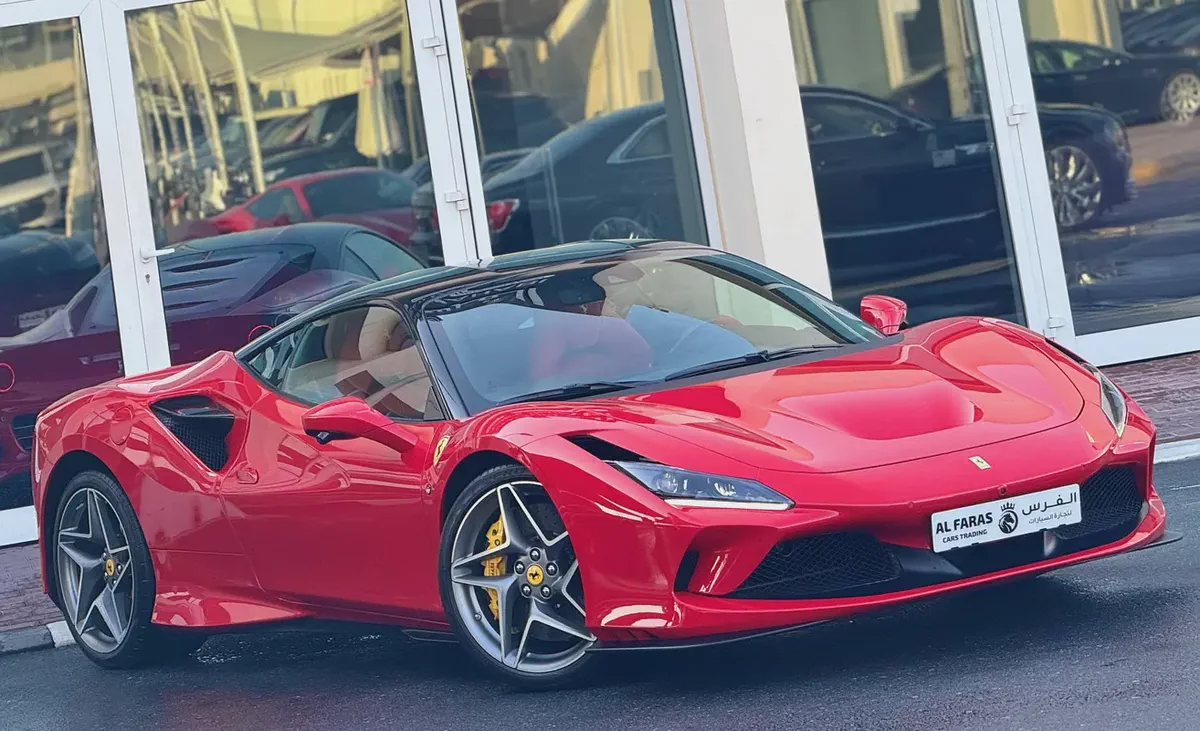 Ferrari F8 TRIBUTO 2022 low mileage full carbon full service history-1-1