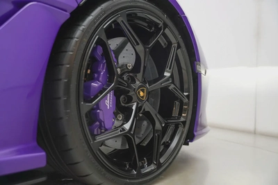 2025 LAMBORGHINI REVUELTO-15