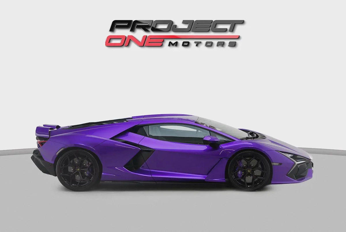 2025 LAMBORGHINI REVUELTO-2-2