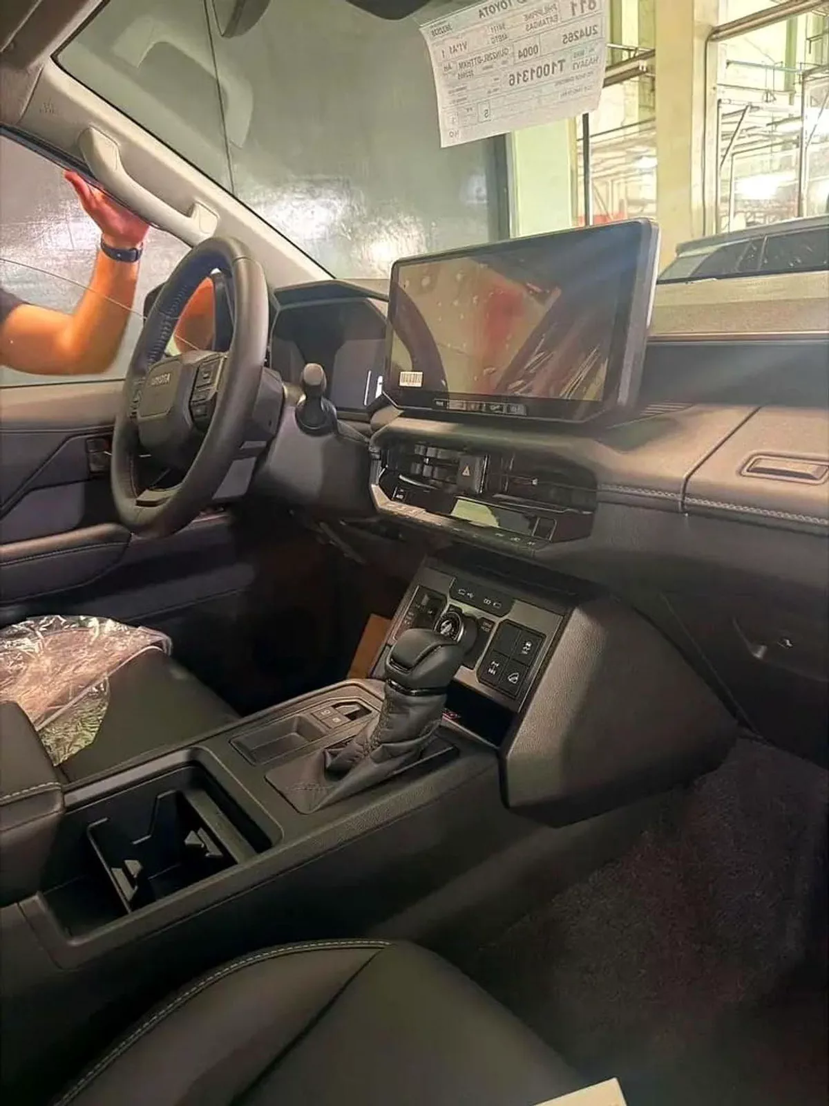 Toyota Hilux Conquest 2.8L 2026 AT 360 Camera Diesel-4-0