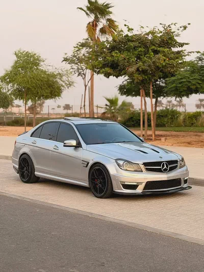 Mercedes-Benz C-Class C63 AMG 2009 GCC Specs-11
