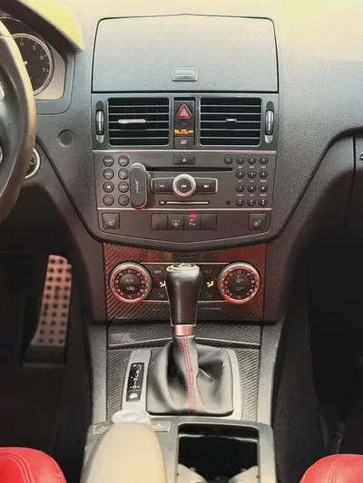 Mercedes-Benz C-Class C63 AMG 2009 GCC Specs-6