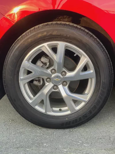(2020) CHEVROLET EQUINOX //GCC//FULL OPTION//LOW MILLAGE//EXCELLENT CONDITION//-17