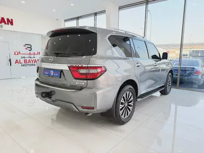 نيسان باترول بلاتينيوم V6 رمادي / زعفراني 2017 (خليجي)-2