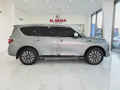 نيسان باترول بلاتينيوم V6 رمادي / زعفراني 2017 (خليجي)-6
