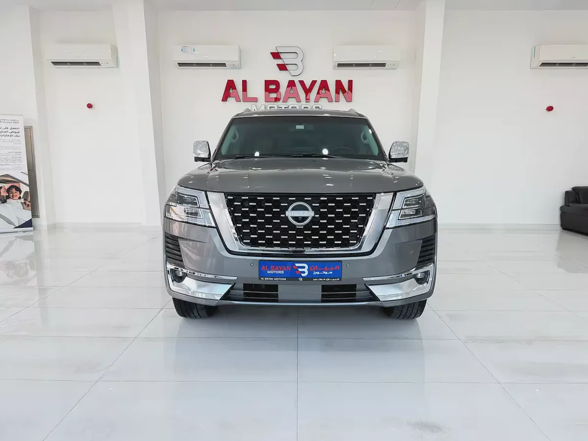 نيسان باترول بلاتينيوم V6 رمادي / زعفراني 2017 (خليجي)-4-4