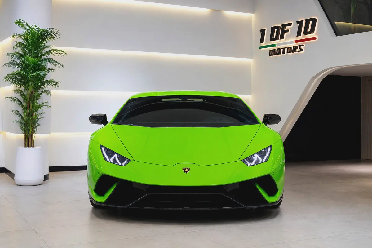 2018 LAMBGORGHINI HURACAN LP 610 WITH BODY KIT PERFORMANTE GCC ONLY 67000 KM