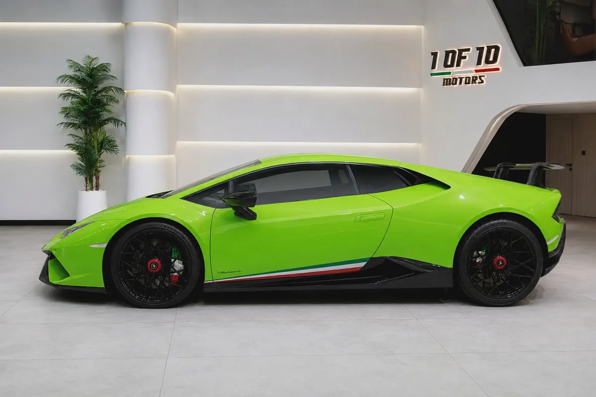 2018 LAMBGORGHINI HURACAN LP 610 WITH BODY KIT PERFORMANTE GCC ONLY 67000 KM-5-5