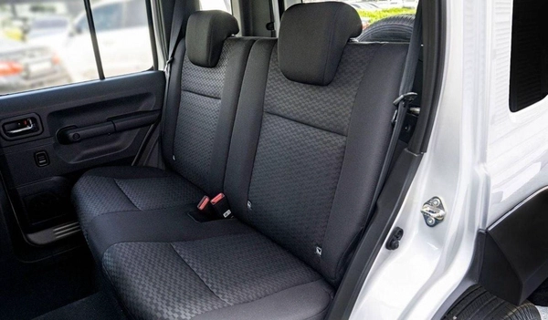Suzuki Jimny 1.5L GLX (A/T)