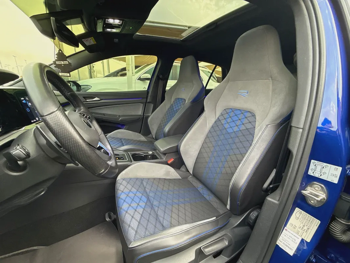 2022 Volkswagen Golf R - GCC Specs - Pristine Condition-7-7