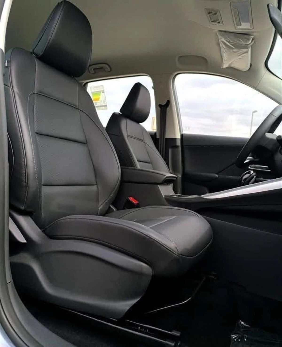MG ZS FACE-LEFT-13-13