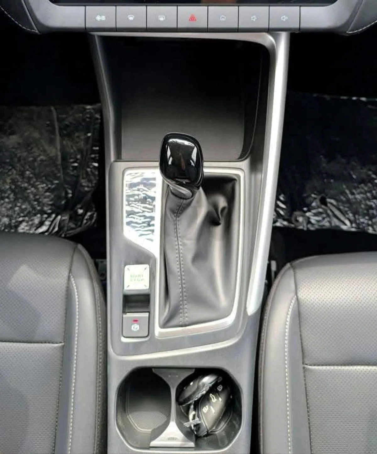 MG ZS FACE-LEFT-12-12