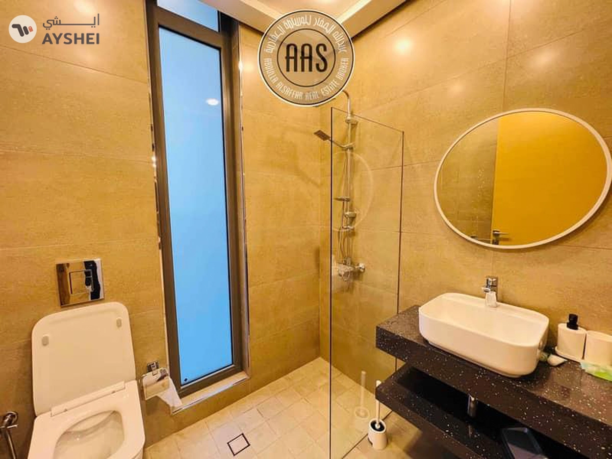 Best Investment || Prime Location || 2 Bedroom Hall || In 2.3M Only