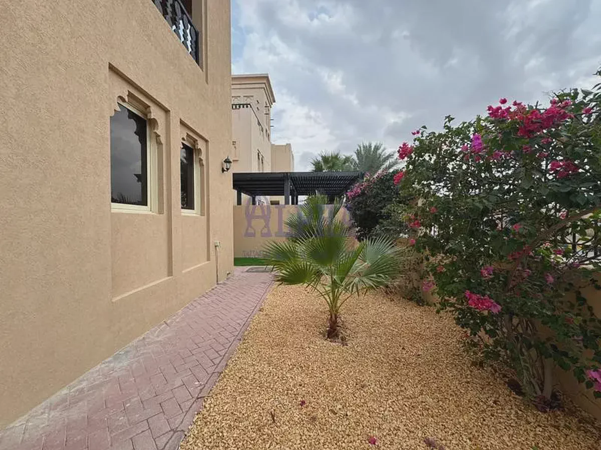 Luxury 5 Bed Villa | Spacious | Sea View-8-8