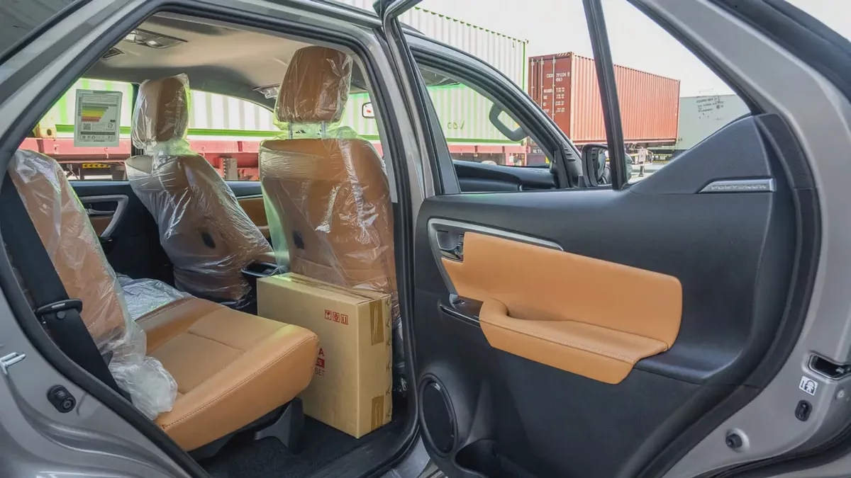 | Toyota Fortuner SR5 4.0L | GCC |  2026 | Specs | 0KM | Brand New-15-15