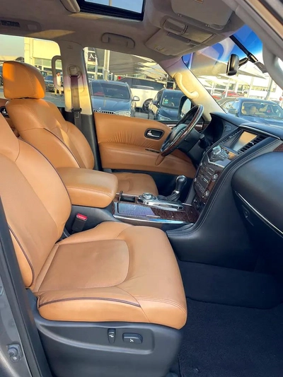 Nissan Patrol LE Platinum 2016 - GCC Specs - Excellent Condition-1