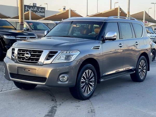 Nissan Patrol LE Platinum 2016 - GCC Specs - Excellent Condition