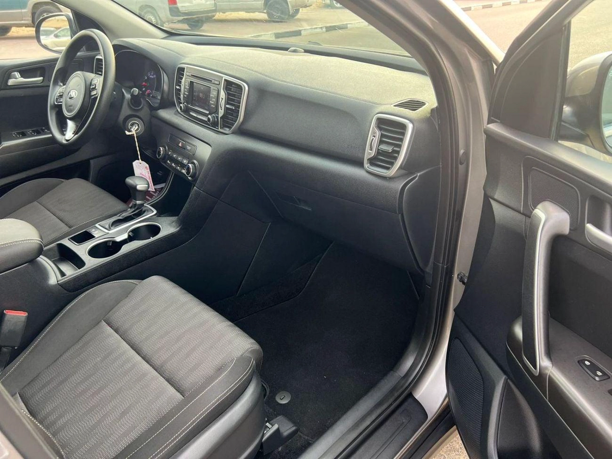 Kia Sportage 2019 Kia  Sportage Fe Mioption-Rear Camara -2.4L-V4--10-0