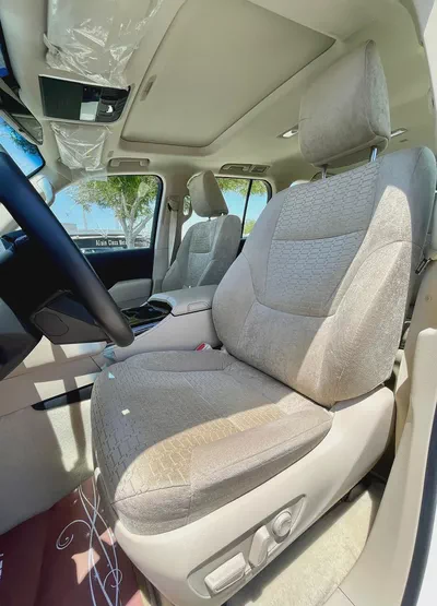 Toyota Land Cruiser EXR 2025 GCC Specs with Less Driven-12