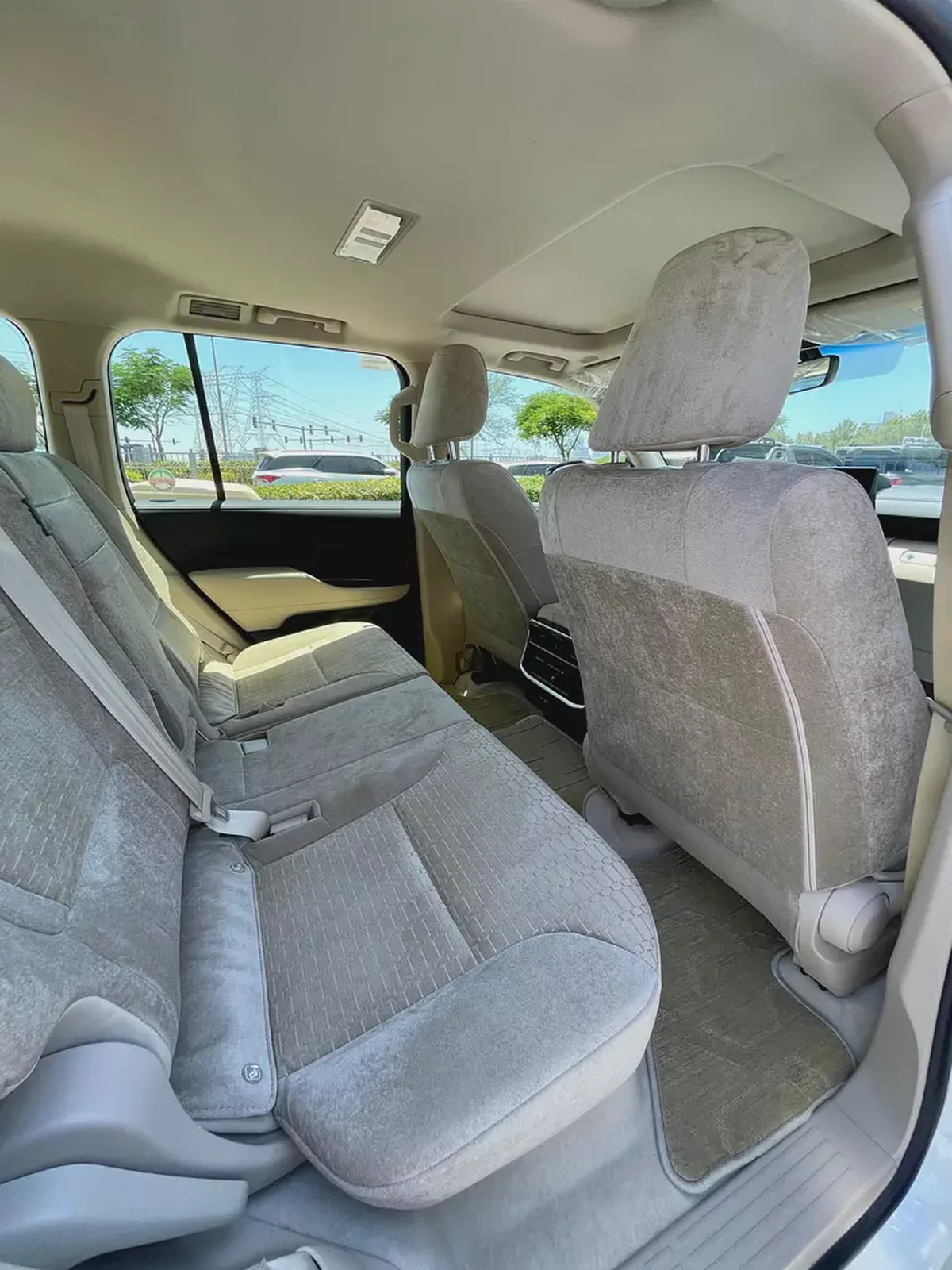 Toyota Land Cruiser EXR 2025 GCC Specs with Less Driven-13-13