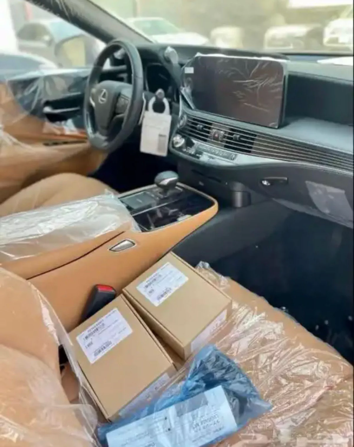2026 Lexus IS 500 White – Luxury Sport Sedan-8-8