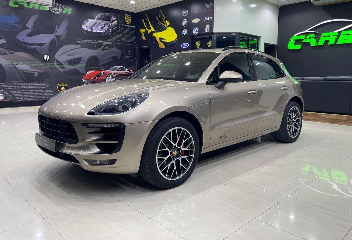 Porsche Macan GTS 3.0L (360 HP)-4-4