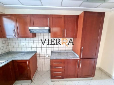Spacious Unit I Kitchen Equipped I Chiller Free-6