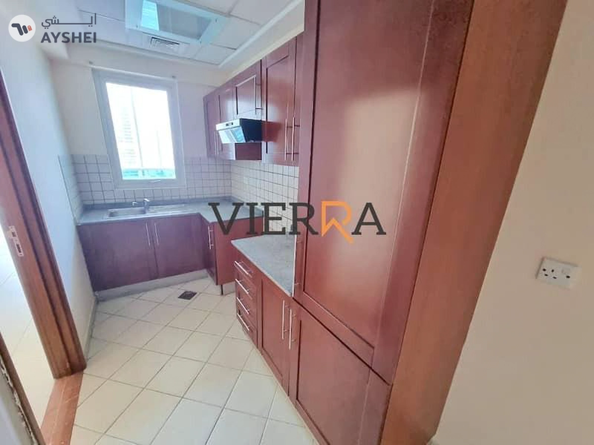 Spacious Unit I Kitchen Equipped I Chiller Free-5-5