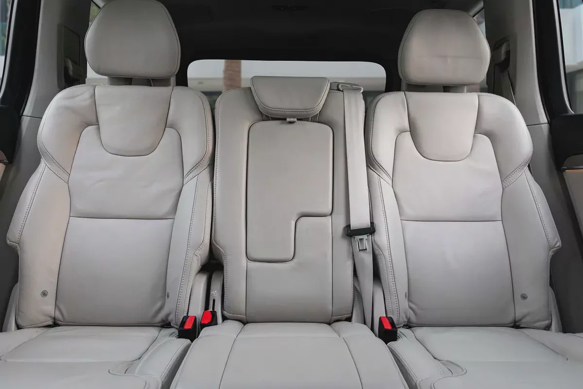 2,742 P.M |  XC90 B6 R-DESIGN | 0% Downpayment | FULL OPTION | Excellent Condition!-11-11