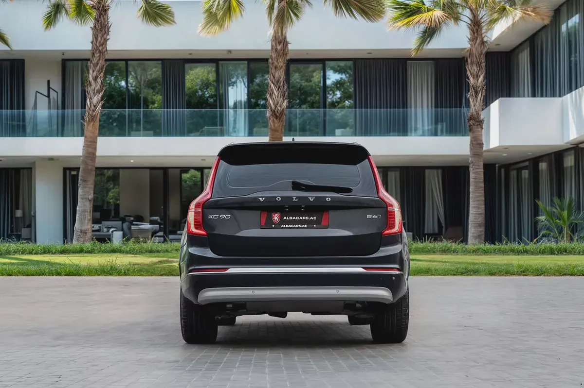 2,742 P.M |  XC90 B6 R-DESIGN | 0% Downpayment | FULL OPTION | Excellent Condition!-4-4