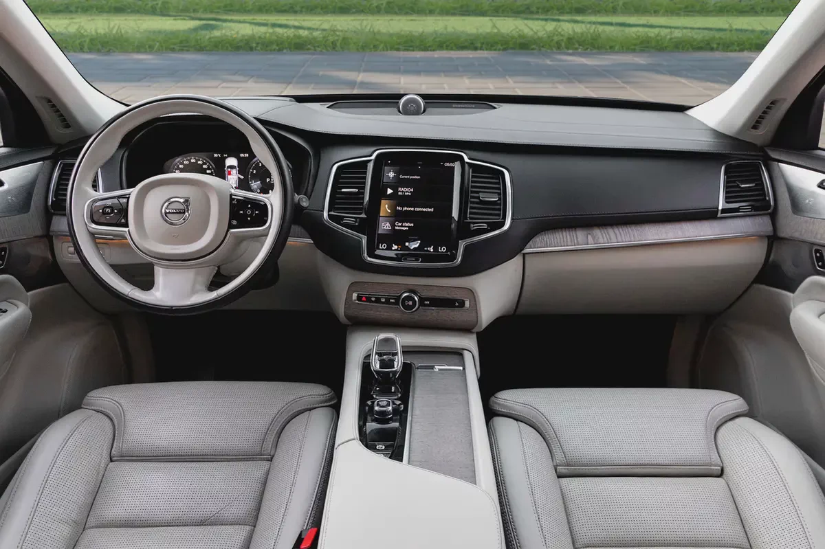 2,742 P.M |  XC90 B6 R-DESIGN | 0% Downpayment | FULL OPTION | Excellent Condition!-7-7