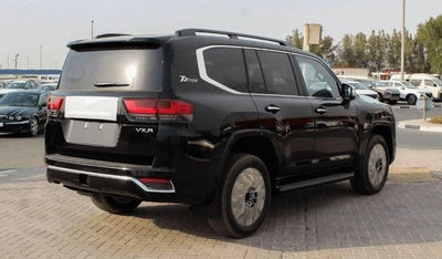 Toyota Land Cruiser VXR LAND CRUISER VXR 3.5L PETROL 2024-4