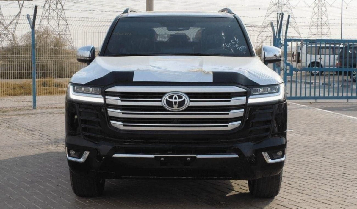 Toyota Land Cruiser VXR LAND CRUISER VXR 3.5L PETROL 2024-1-0