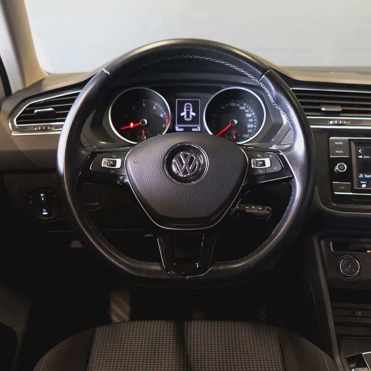 AED 1,048 pm • 0% Downpayment • Volkswagen Tiguan SE • 1 Year Warranty-10-10