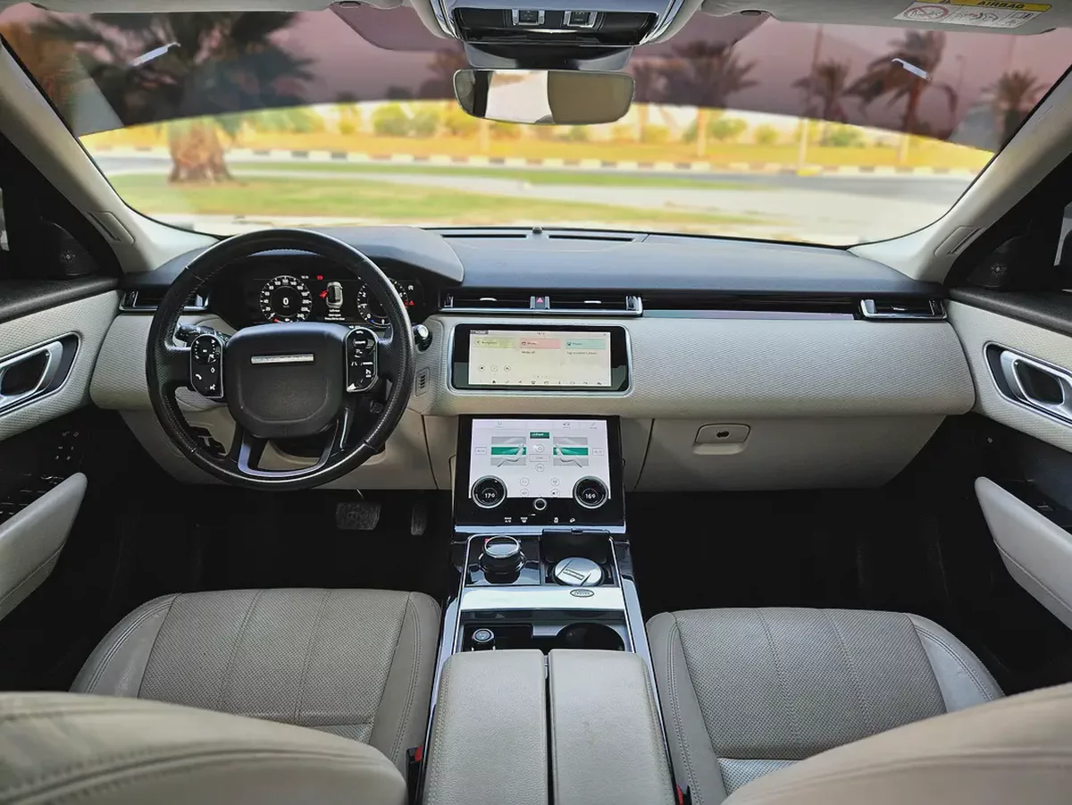 Range Rover Velar P250 S 2018 | GCC Specs Premium Condition Luxury Low KM SUV With Bank Finance-11-11